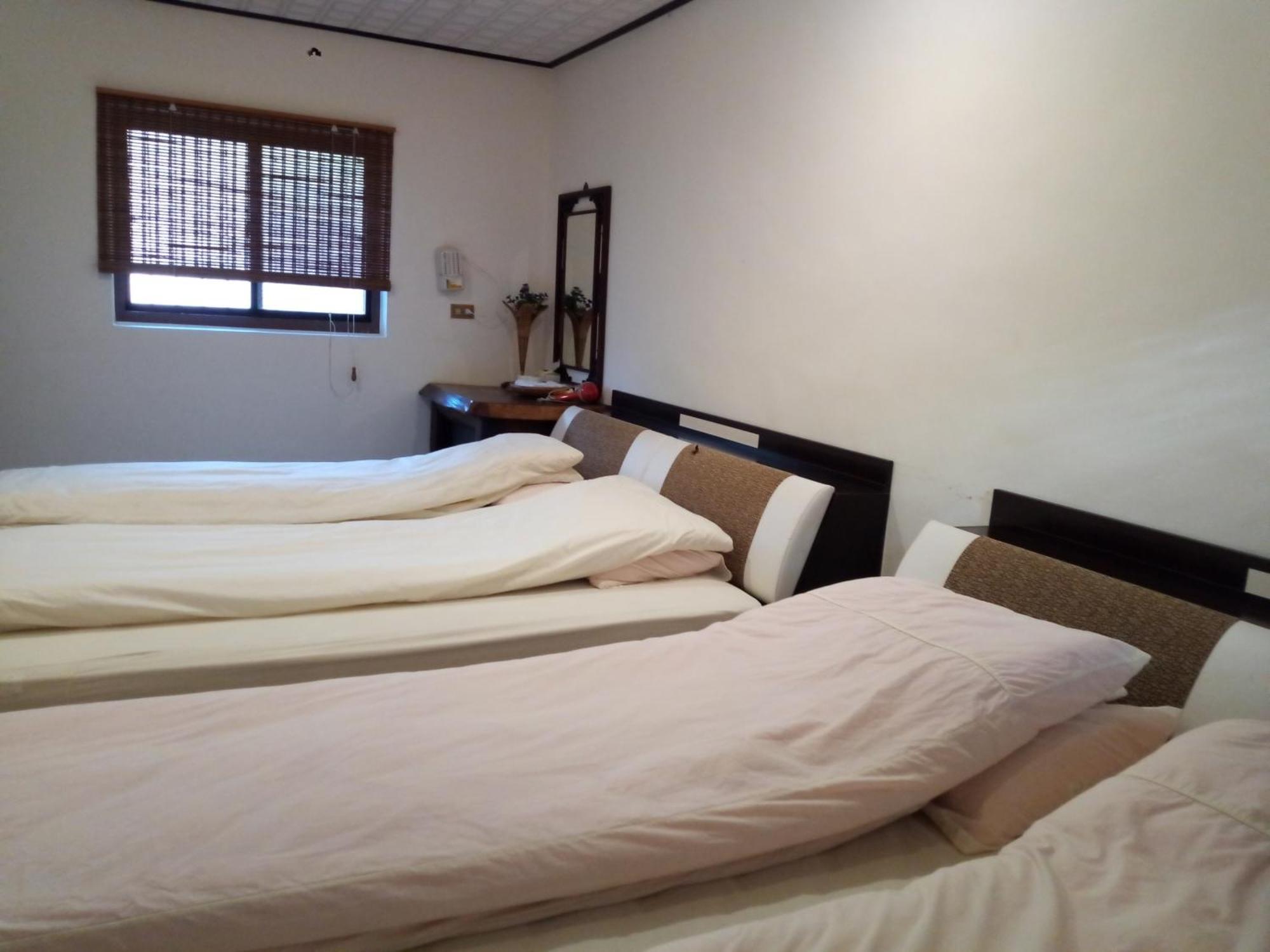 Hong Wa Cuo南投埔里紅瓦厝山居民宿 Bagian luar foto